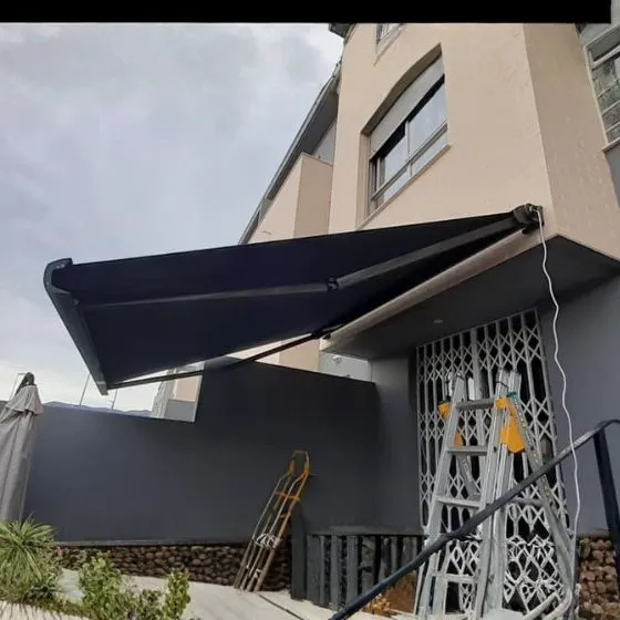 Toldo Articulado Manual ou Motorizado - Toldos Sumaré